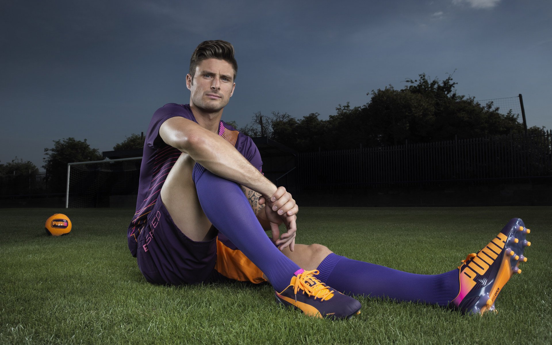 迪亚斯爆发,阿森纳连续得分,当哥伦比亚的野性遇上北伦敦的精密